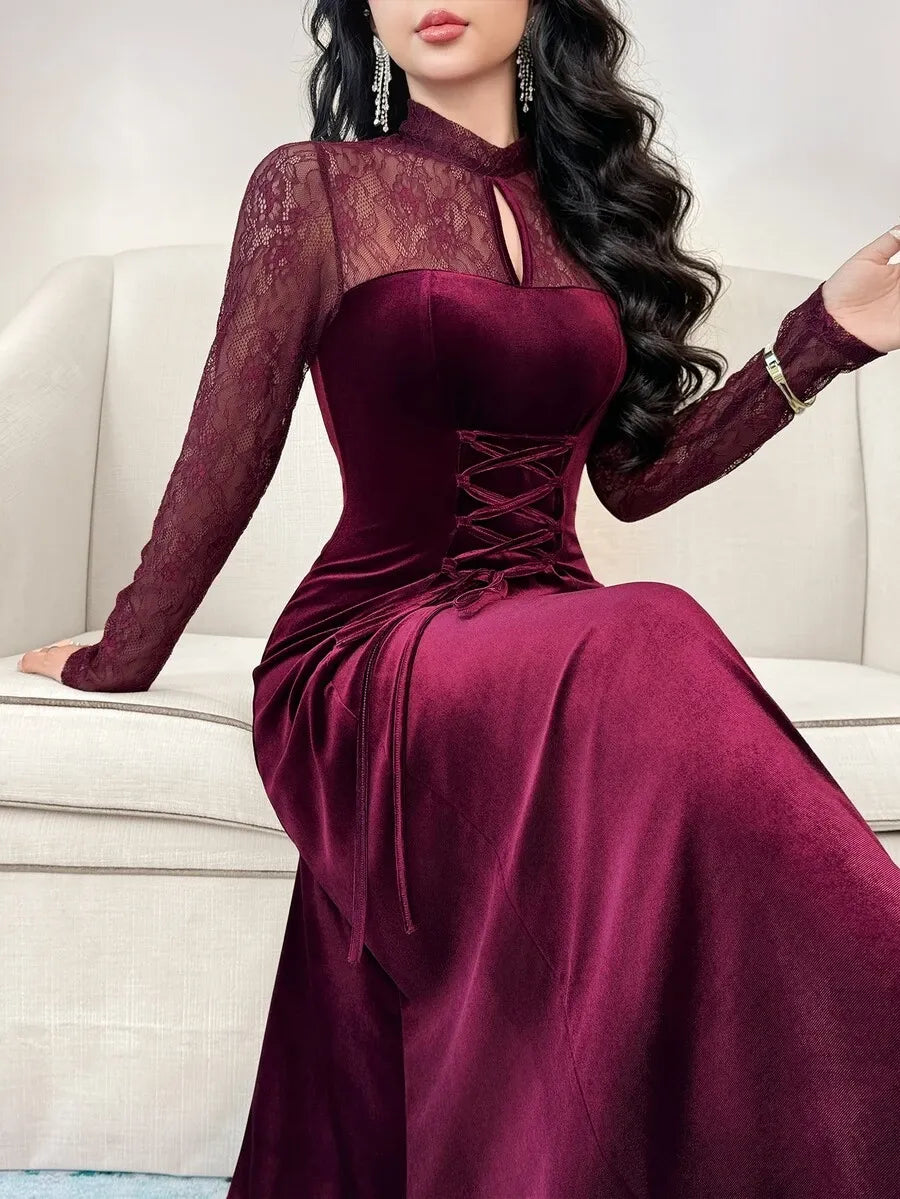 SHEIN Feyla فستان طويل بياقة عروة وتفاصيل دانتيل وخصر ملفوف بلون عنابي