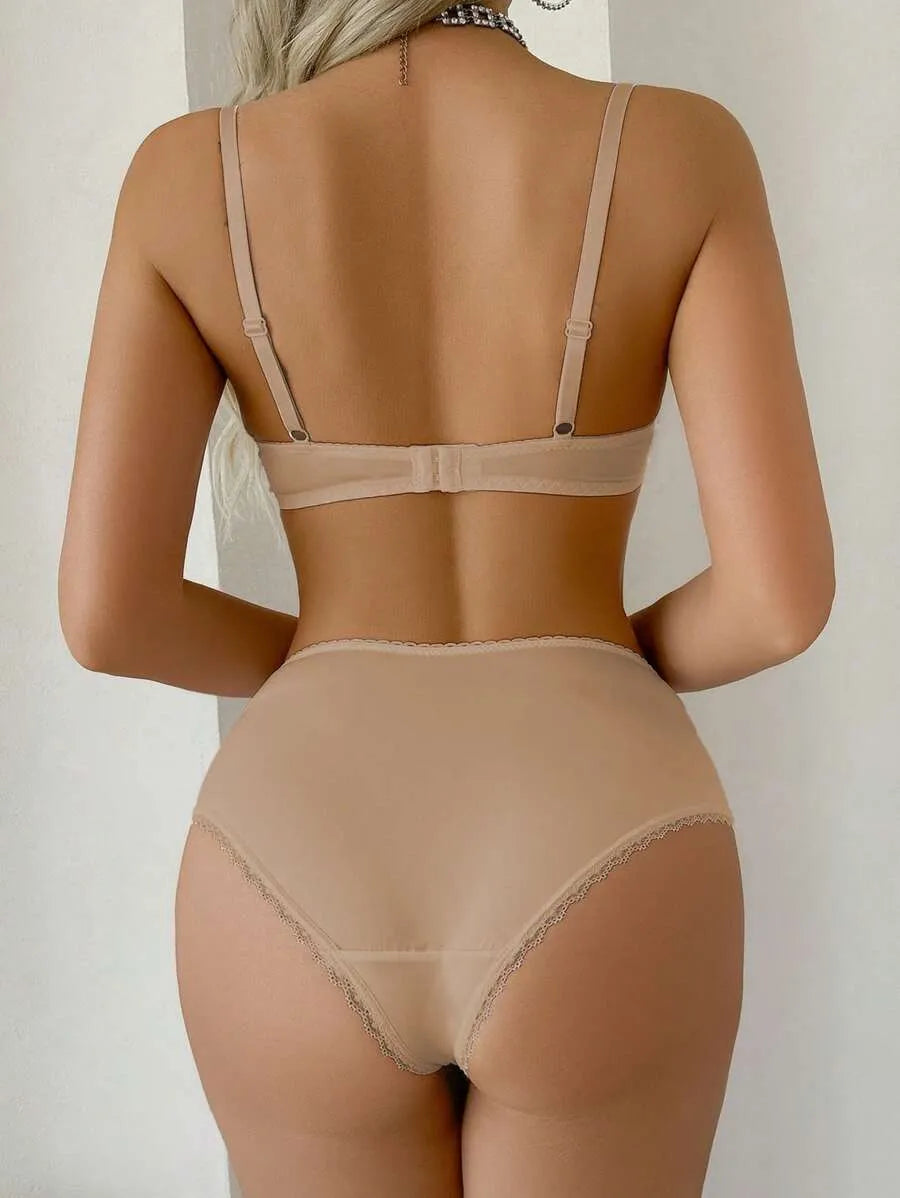 SHEIN طقم حمالة صدر بلون كاكي بتطريز وقماش مرقع مع حشوة قابلة للإزالة