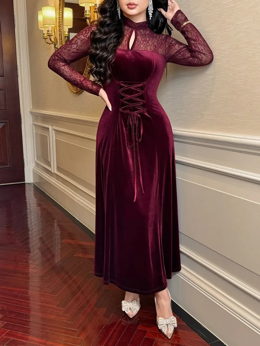 SHEIN Feyla فستان طويل بياقة عروة وتفاصيل دانتيل وخصر ملفوف بلون عنابي