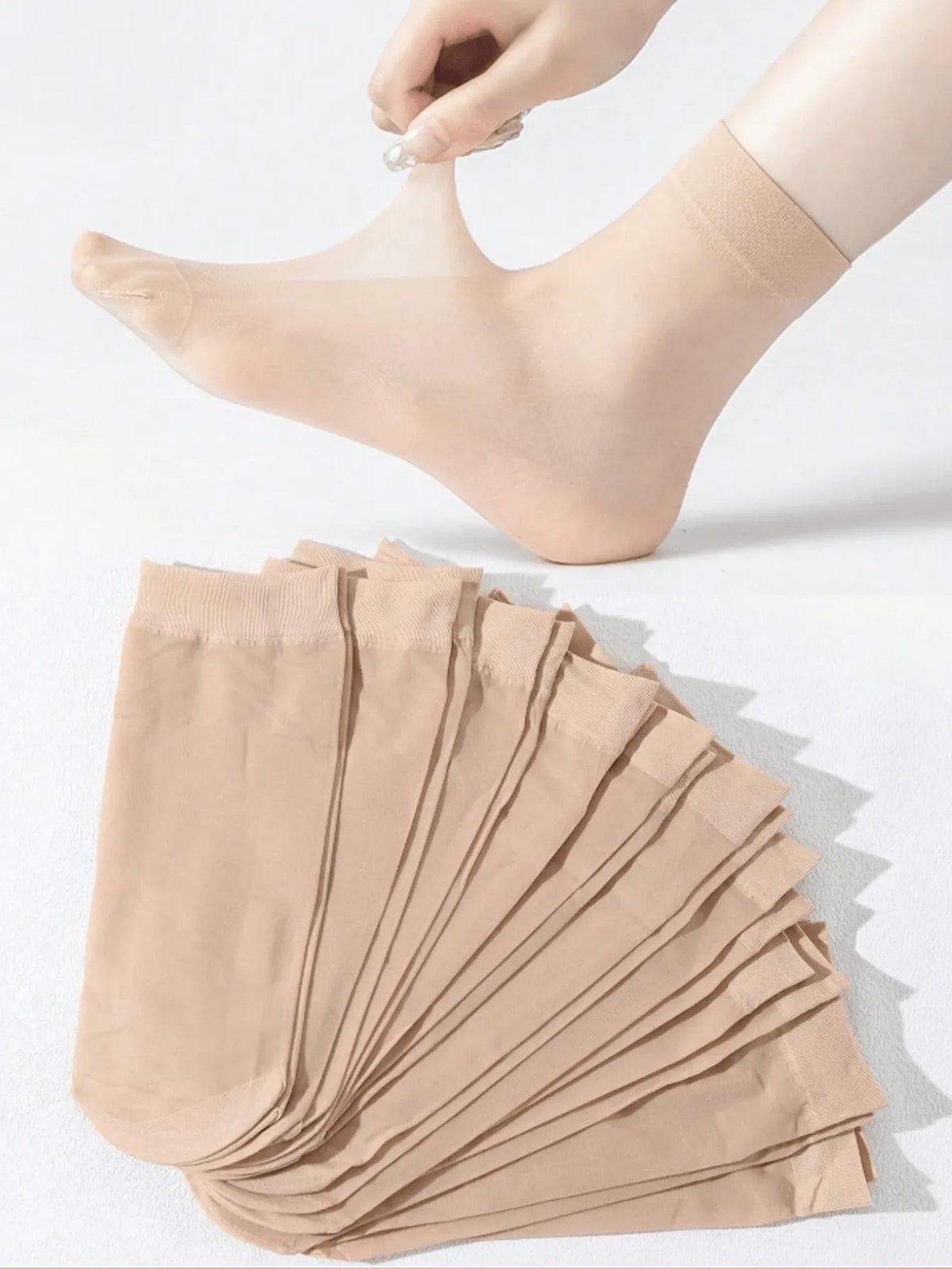 SHEIN جوارب كاحل نسائية سادة ومتعدد الألوان
