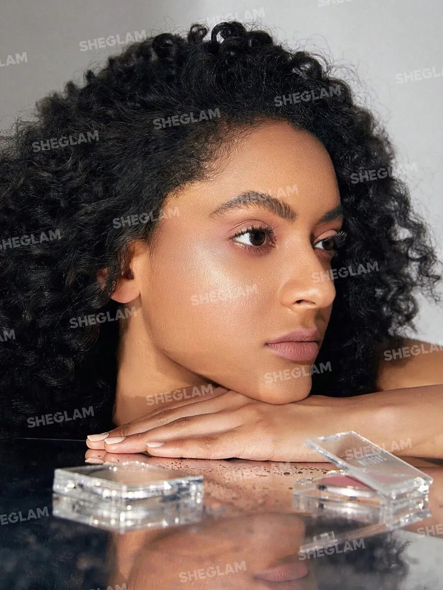 SHEIN SHEGLAM Cosmic Crystal Vanilla Skeye هايلايتر موس بلون  بلمعة لامعة