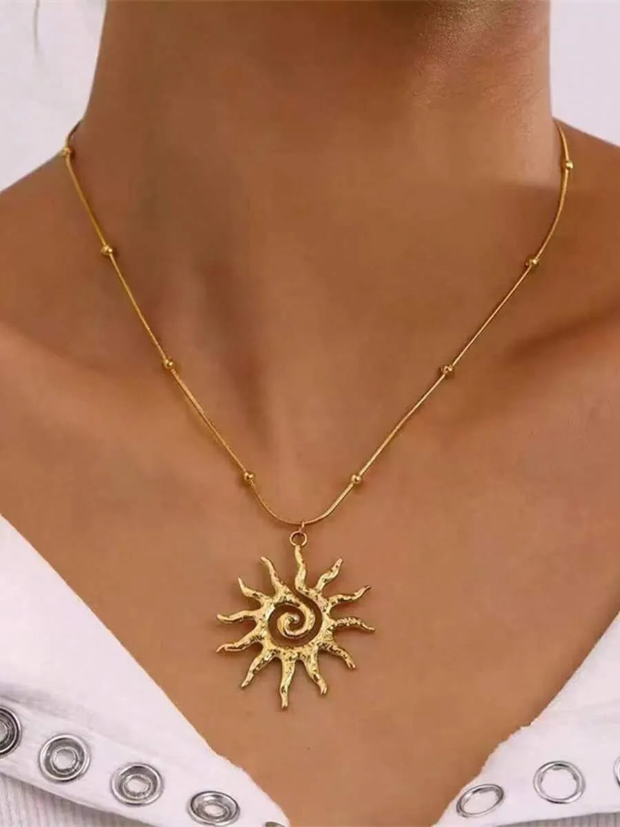 SHEIN طقم مجوهرات من الفولاذ المقاوم للصدأ بتصميم عباد الشمس بلون ذهبي