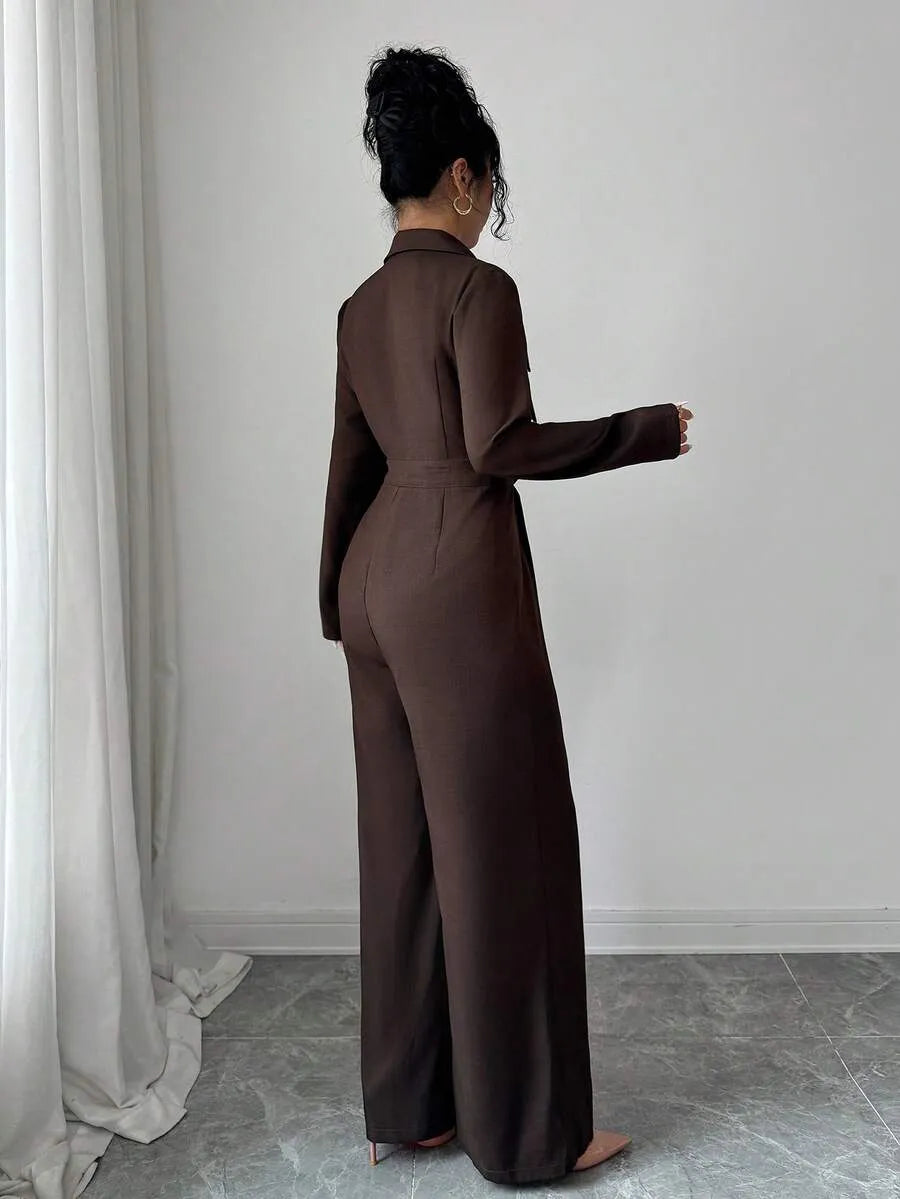 SHEIN Elenzya جمبسوت نسائي بياقة وأزرار أمامية وجيوب بلون بني