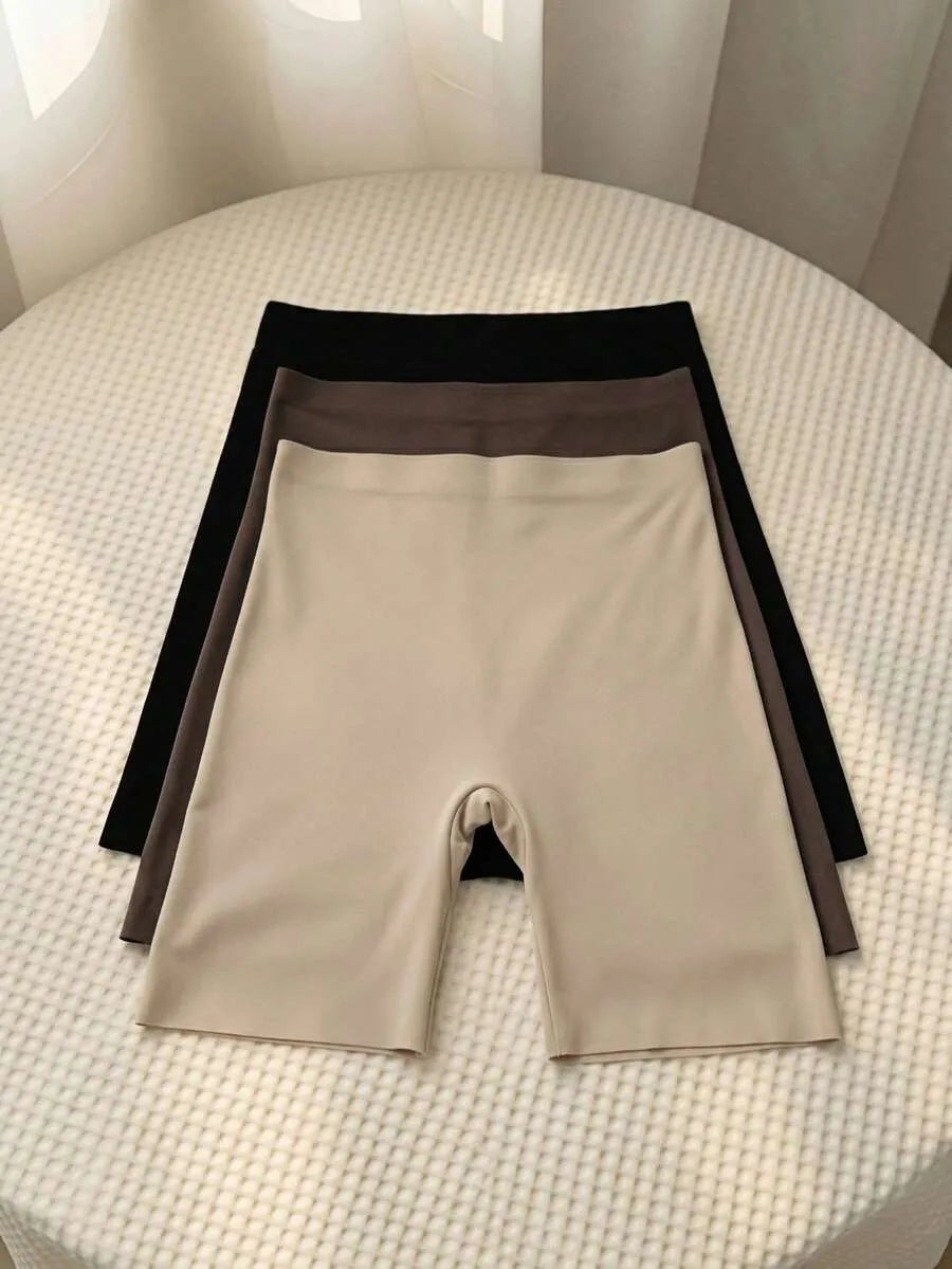 SHEIN MOD طقم 3 شورتات داخلية نسائية بخصر عالٍ بدون خياطة ومتعددة الألوان