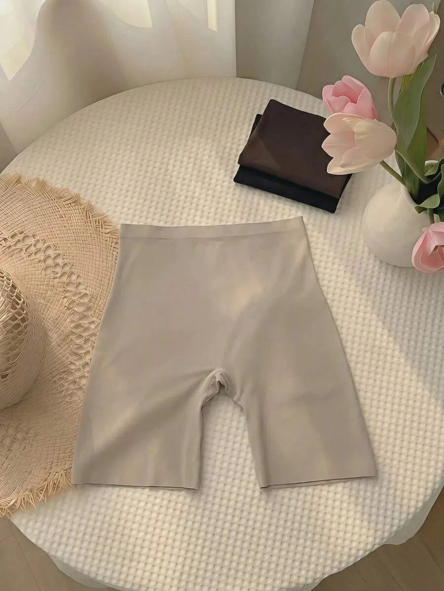 SHEIN MOD طقم 3 شورتات داخلية نسائية بخصر عالٍ بدون خياطة ومتعددة الألوان