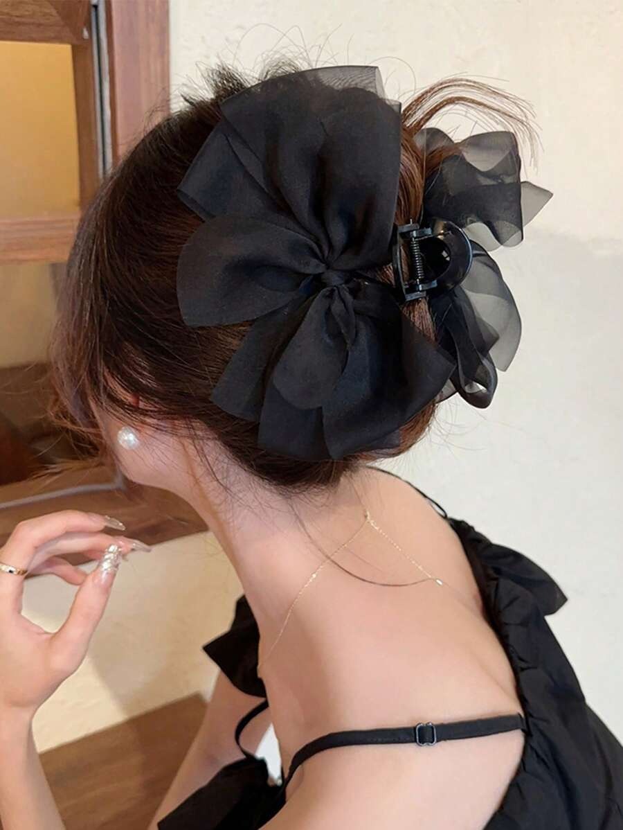 SHEIN مشبك شعر بفراشة سوداء شبكية