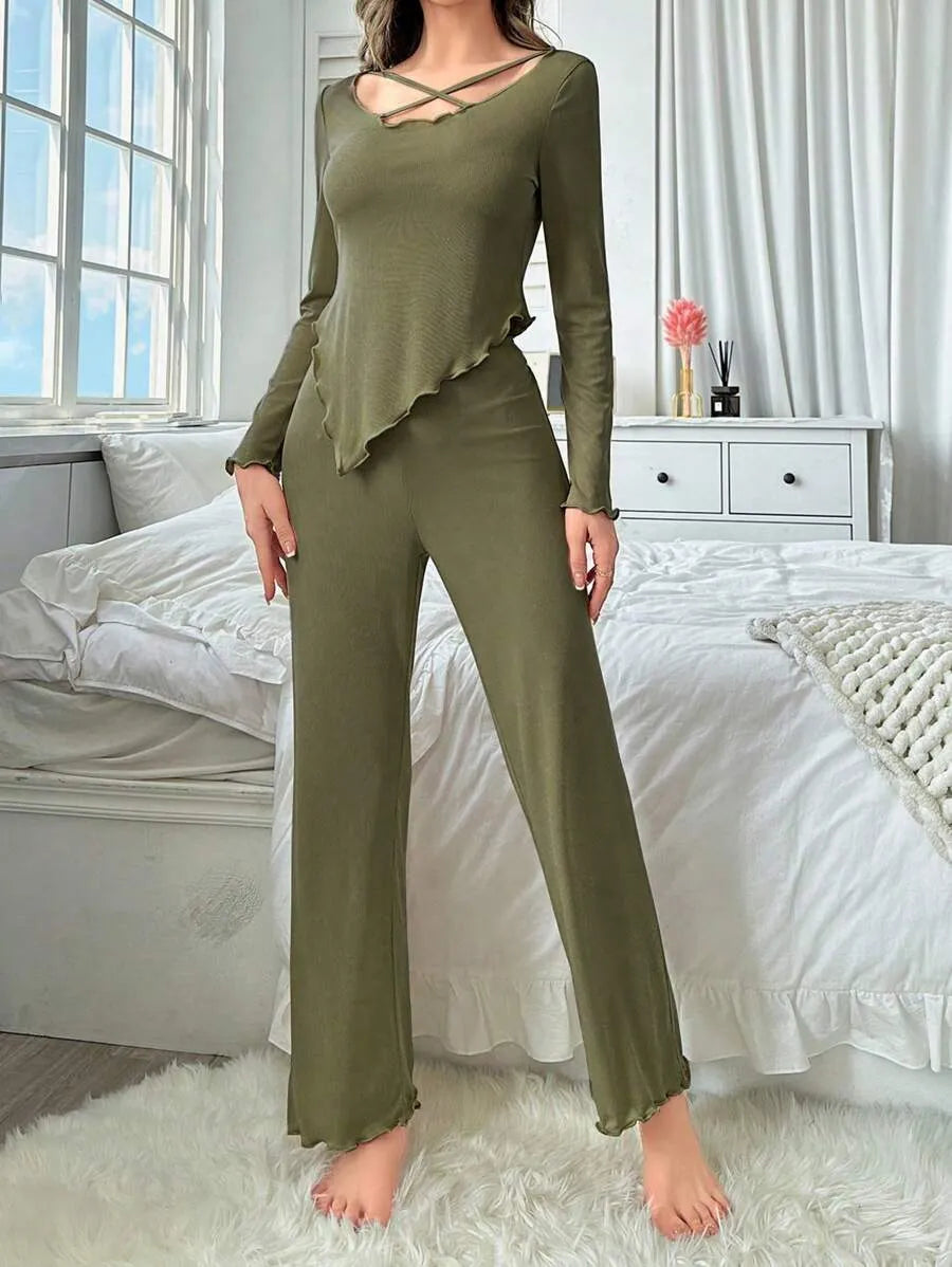 SHEIN طقم بيجامة قطعتين بأكمام طويلة بلون أخضر عسكري