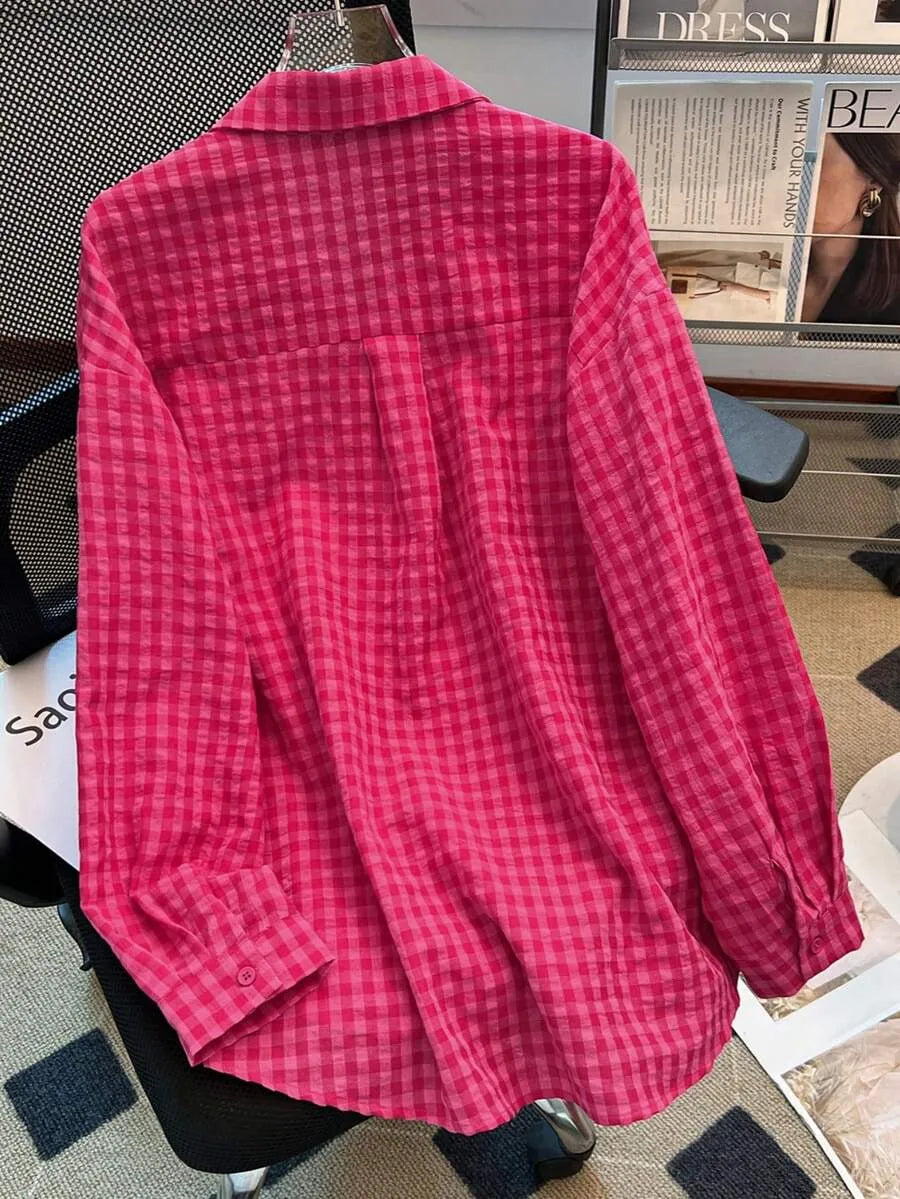 SHEIN YUXIN قميص نسائي فضفاض بنقشة مربعات وأزرار وجيب بلون الأحمر