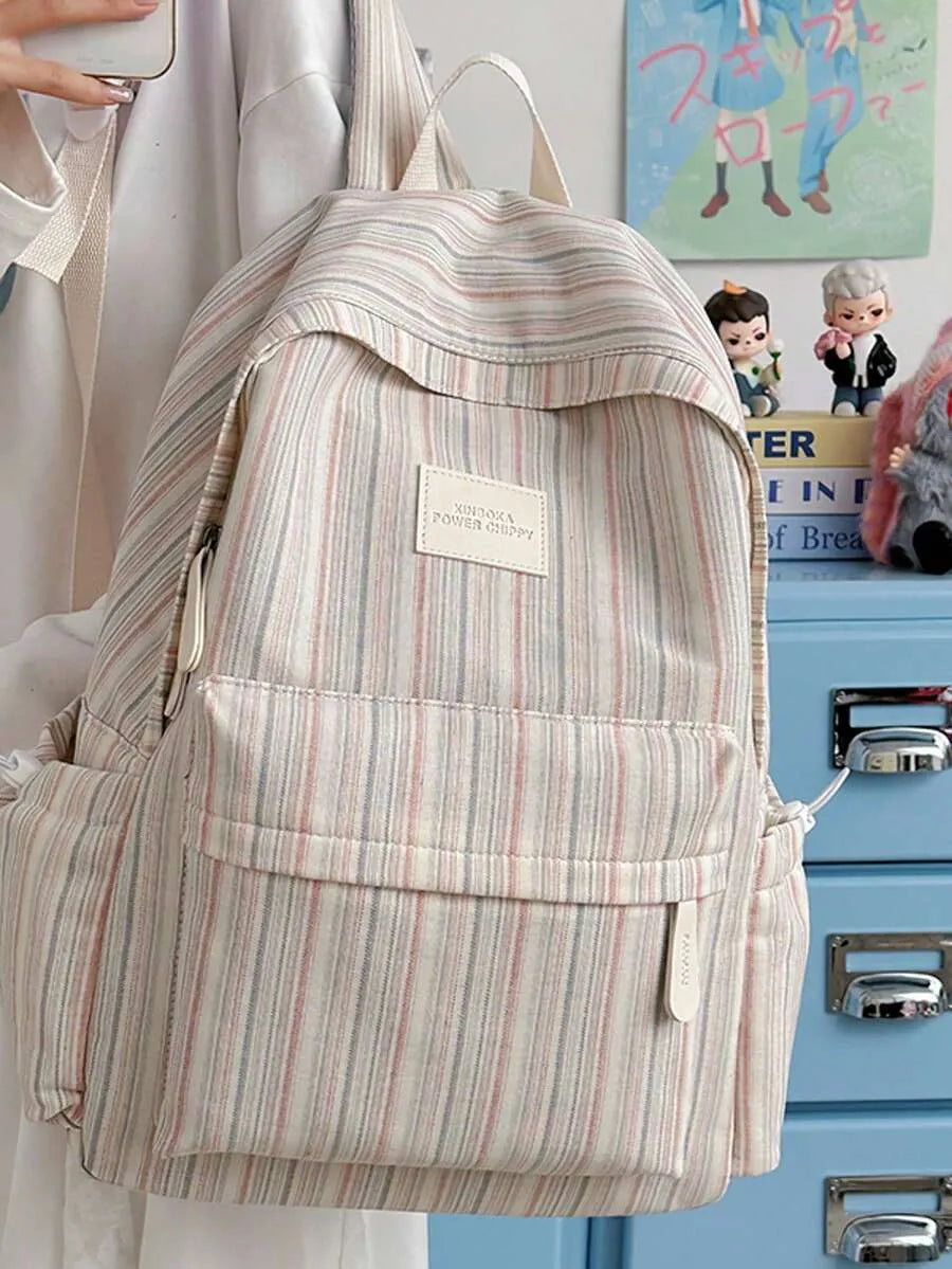 SHEIN LECEY حقيبة ظهر بتصميم شارة مخططة