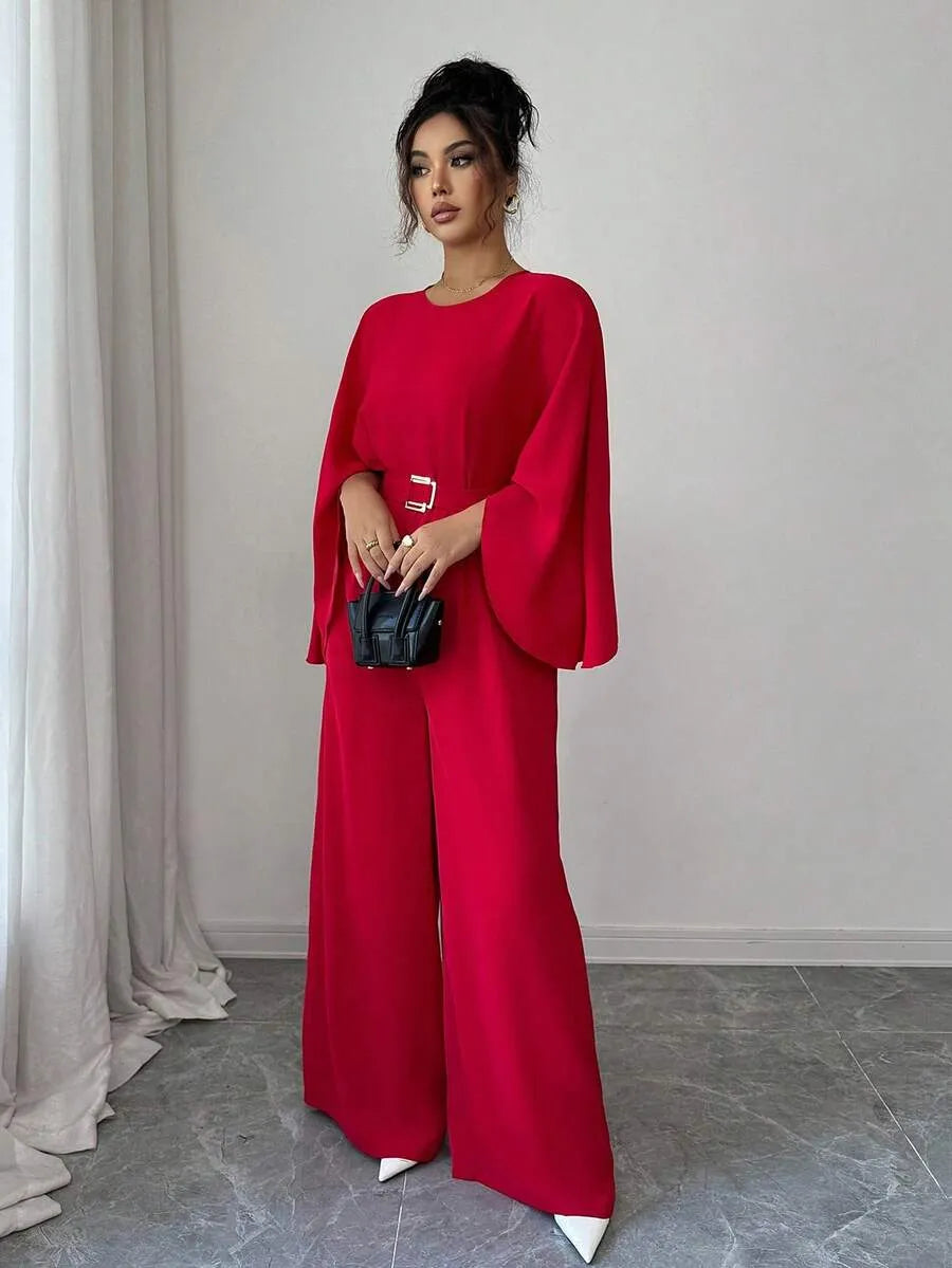 SHEIN Elenzga جمبسوت نسائي فضفاض بأكمام خفاش وحزام وتصميم متباين بلون أحمر