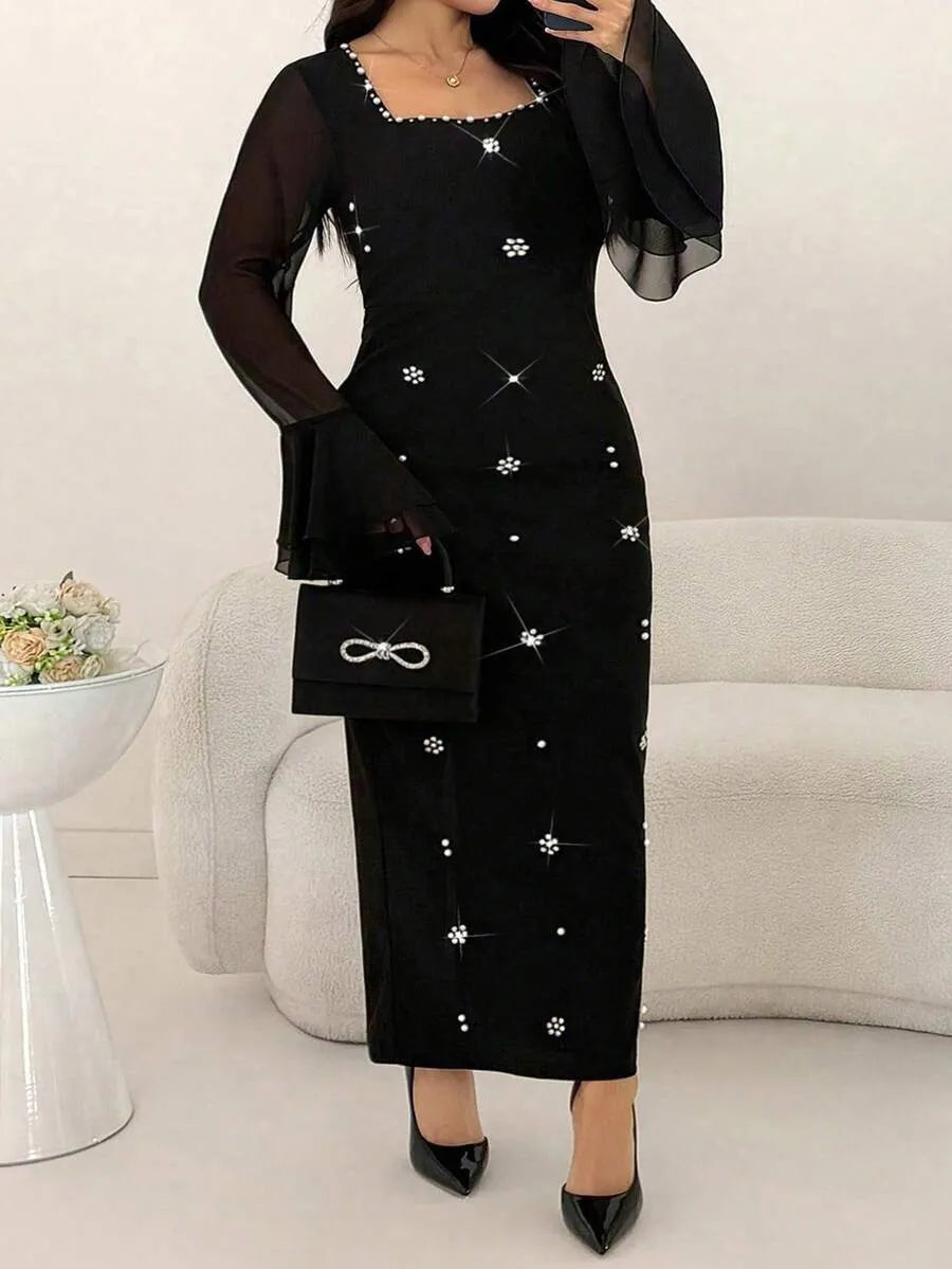 SHEIN Modelyn فستان نسائي بياقة مربعة وأكمام شفافة مزين باللؤلؤ بلون أسود