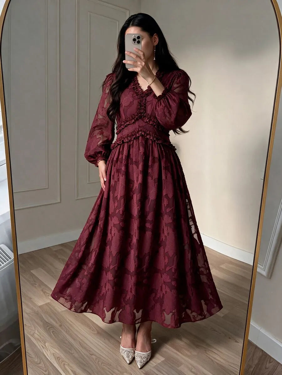 SHEIN NOVVYNE فستان نسائي طويل بياقة وأكمام واسعة وخصر مرتفع وكشكشة بلون عنابي