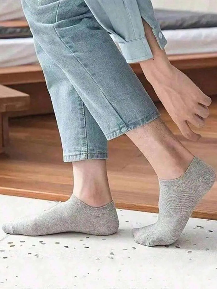 SHEIN جوارب رياضية قصيرة سادة ومتعدد الألوان