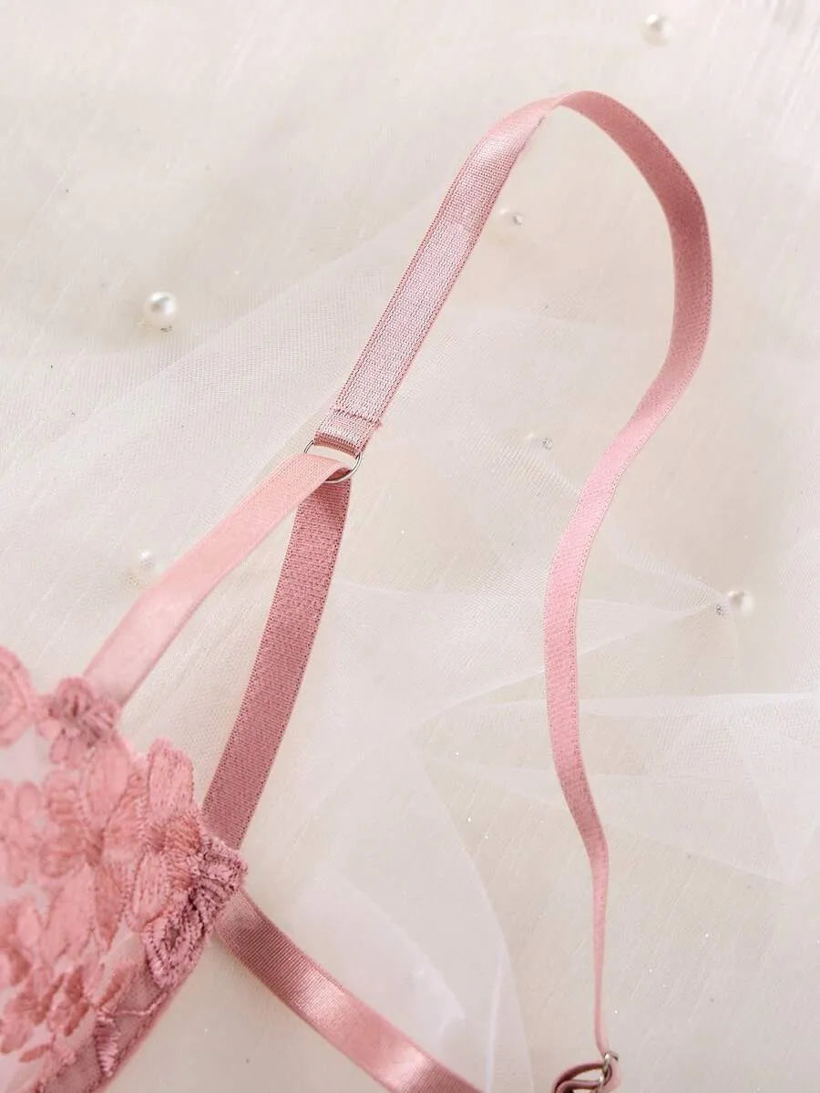 SHEIN Crystal Vow طقم ملابس داخلية من قطعتين بدانتيل وثونغ