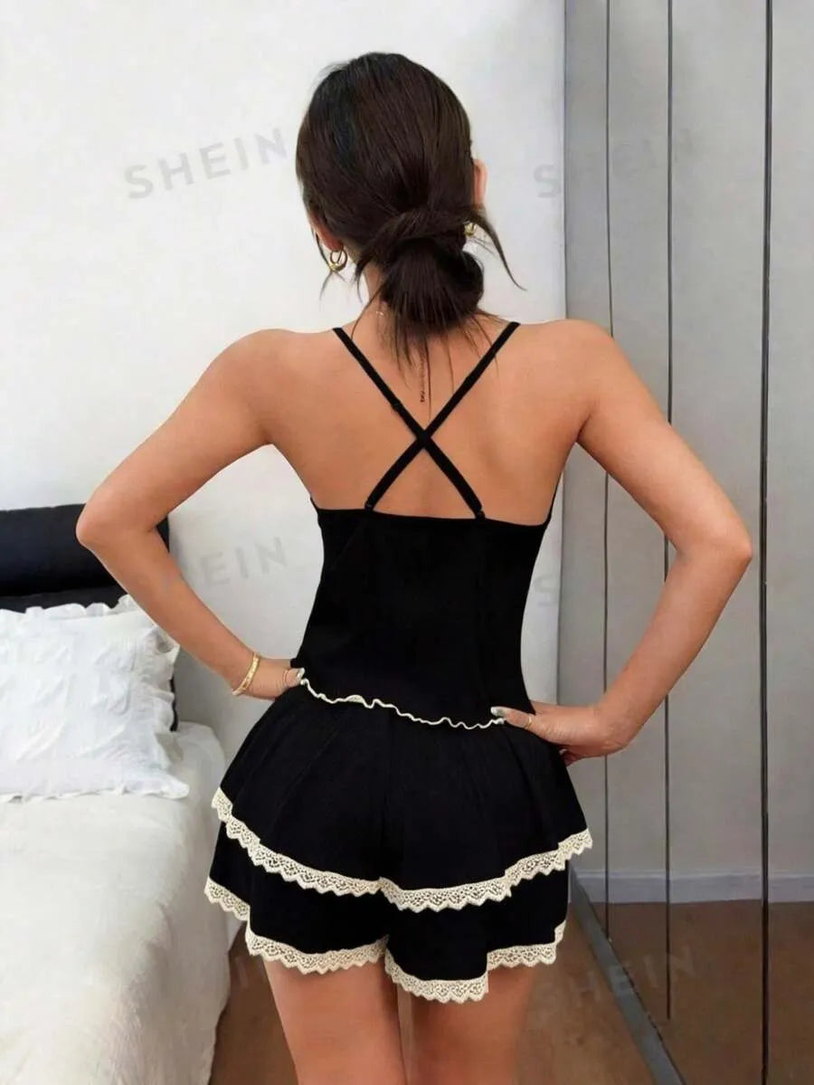SHEIN Napfluff طقم بيجامة نسائي قطعتين منسوج ودانتيل وتباين ألوان بلون أسود