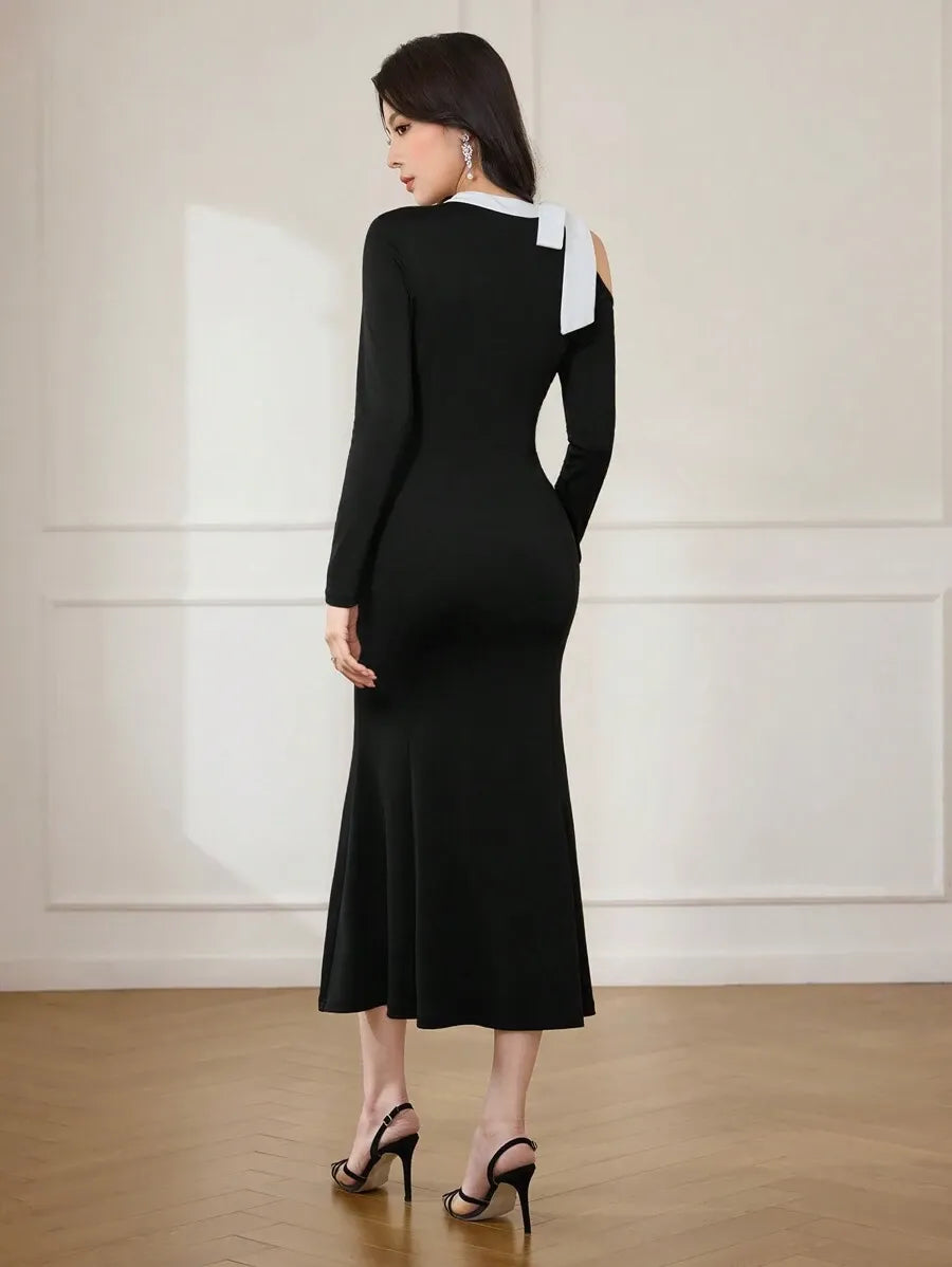SHEIN Modelyn فستان طويل ضيق بياقة غير متماثلة وأكمام طويلة ورباط خلفي بتصميم متباين بالأبيض والأسود
