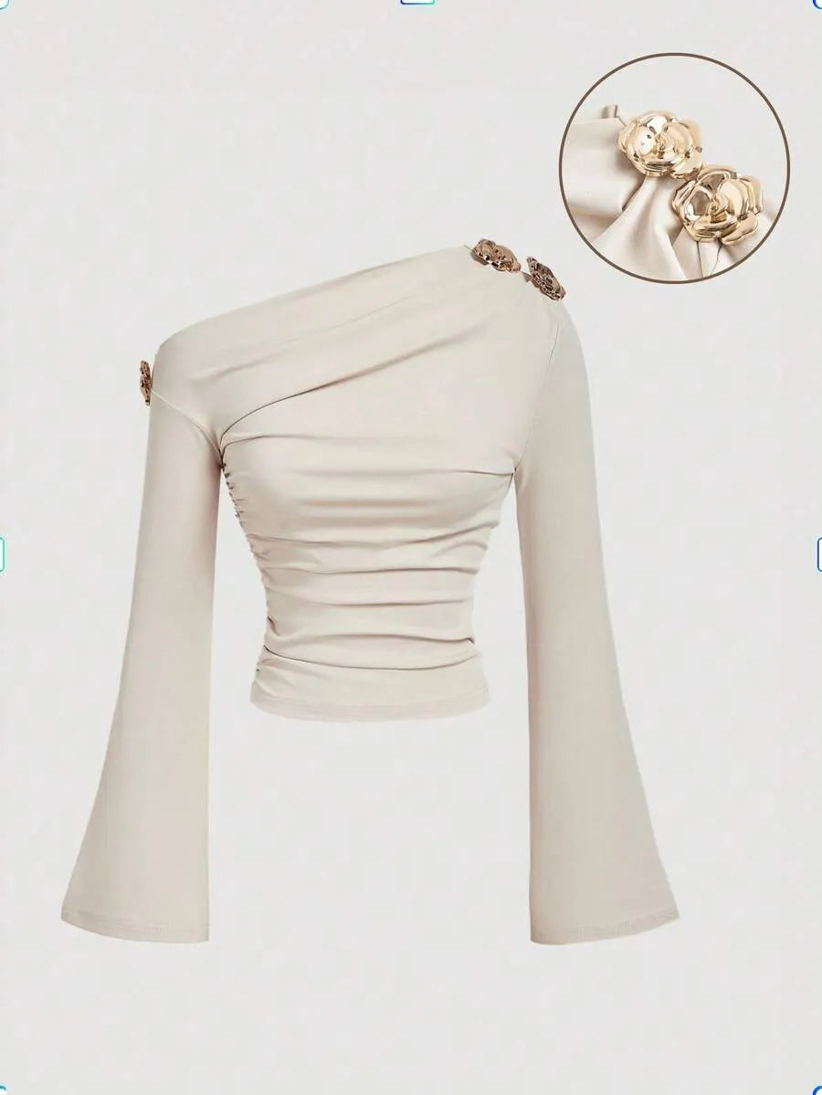 SHEIN MOD توب نسائي بكتف مكشوف وأكمام واسعة بلون مشمشي