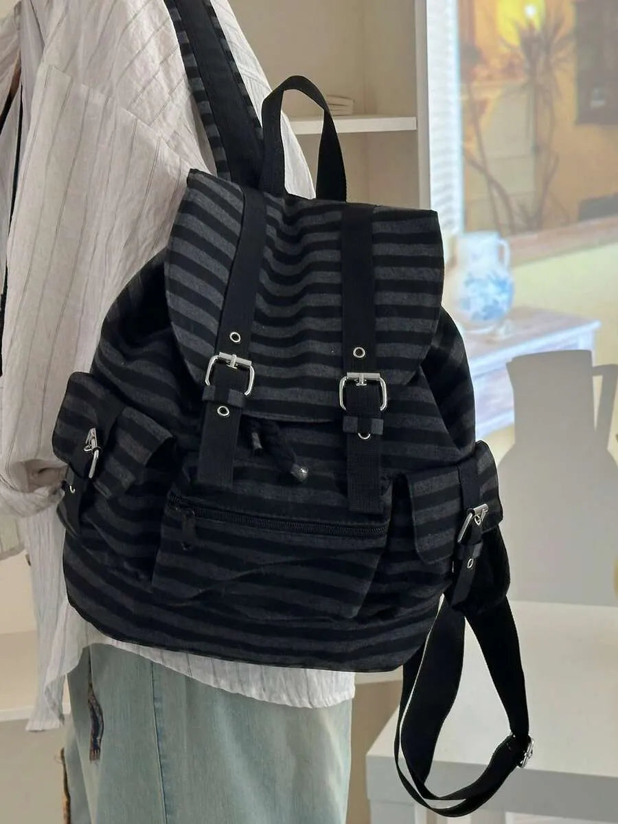 SHEIN حقيبة ظهر مخططة بسعة كبيرة وجيوب متعددة بتصميم بسيط