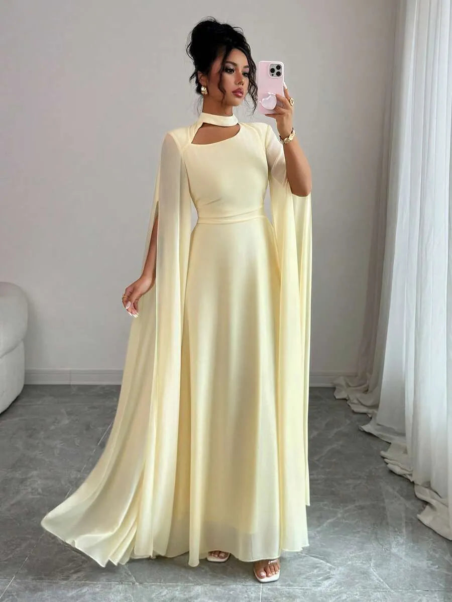 SHEIN Elenzga فستان ماكسي بياقة غير متماثلة وأكمام عباءة وخصر مرتفع بتفاصيل شبكية بلون أصفر فاتح