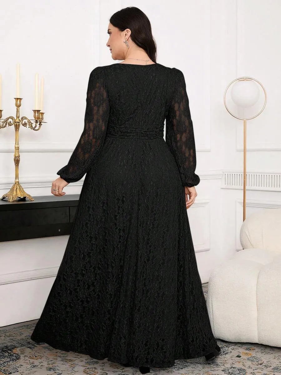 SHEIN Modelyn فستان دانتيل ماكسي بياقة قلب وأكمام منتفخة وخصر مرتفع بلون الأسود
