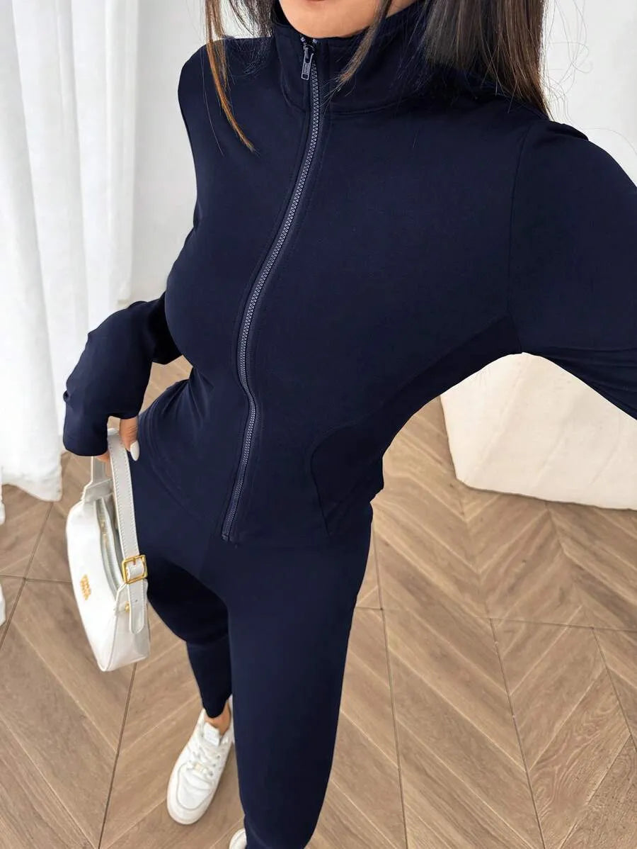SHEIN EZwear طقم رياضي نسائي 3 قطع جاكيت محبوك وتوب قصير وليجنز بلون أزرق بحري