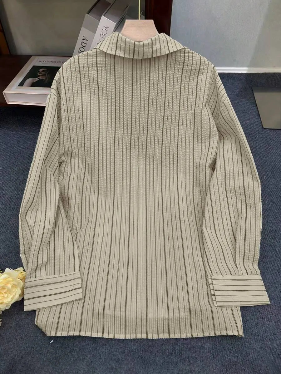SHEIN INAWLY قميص نسائي فضفاض طويل بياقة وأكتاف منخفضة وجيب بلون كاكي