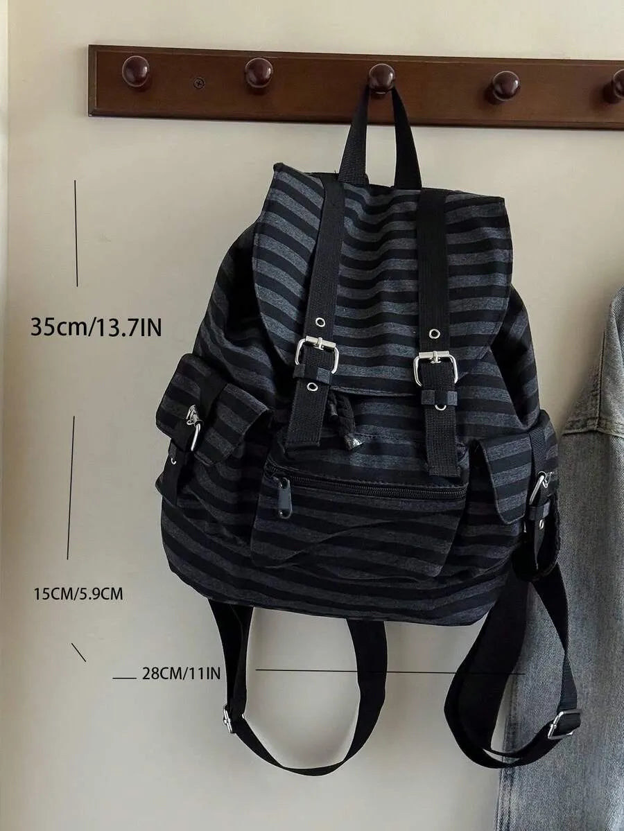 SHEIN حقيبة ظهر مخططة بسعة كبيرة وجيوب متعددة بتصميم بسيط