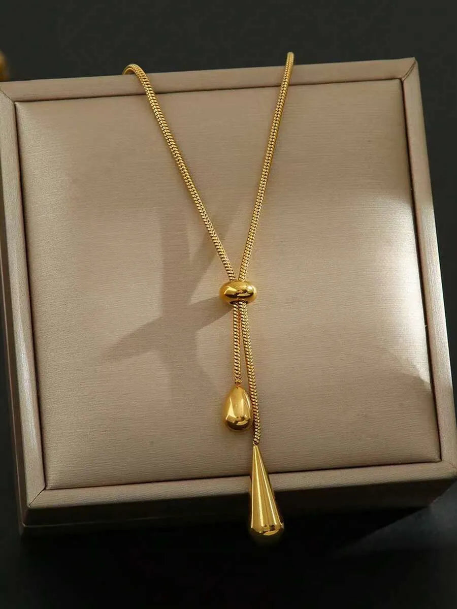 SHEIN طقم مجوهرات نسائي من الفولاذ المقاوم للصدأ بتصميم قطرة ماء بيضاوية
