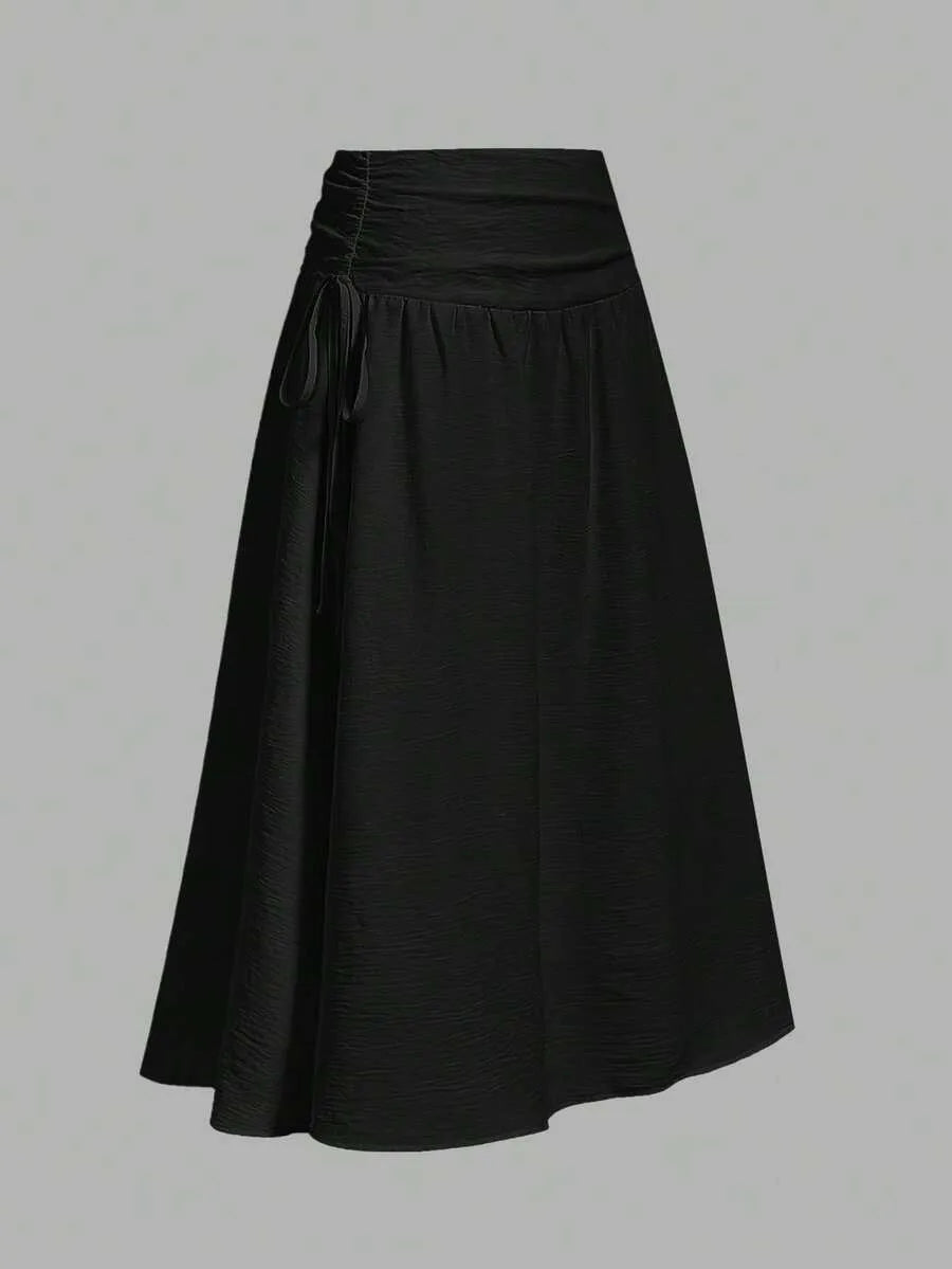 SHEIN MOD A-Line تنورة نسائية طويلة  بخصر طبيعي وثنيات بلون أسود
