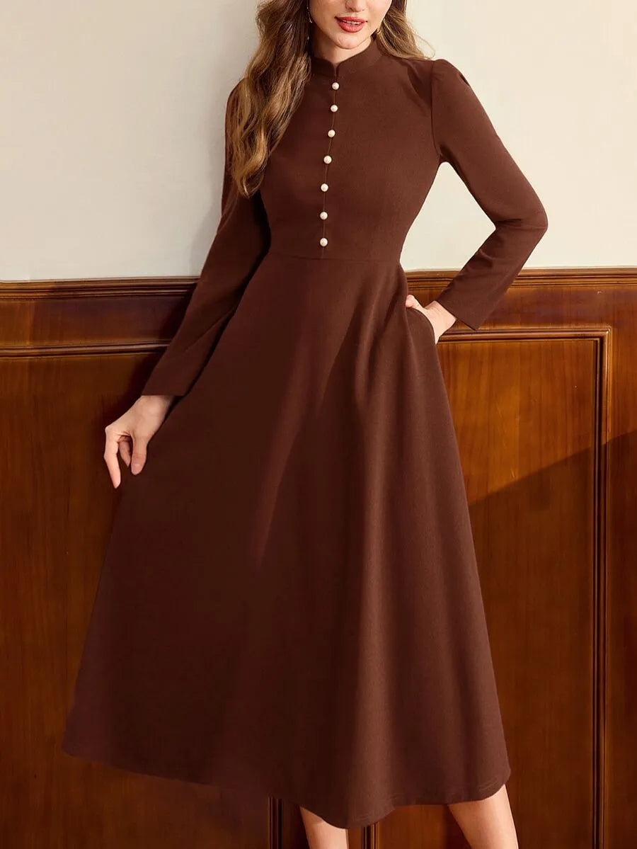 SHEIN Vintamour فستان نسائي بياقة تشيونغسام وأزرار أمامية وجيوب بلون بني