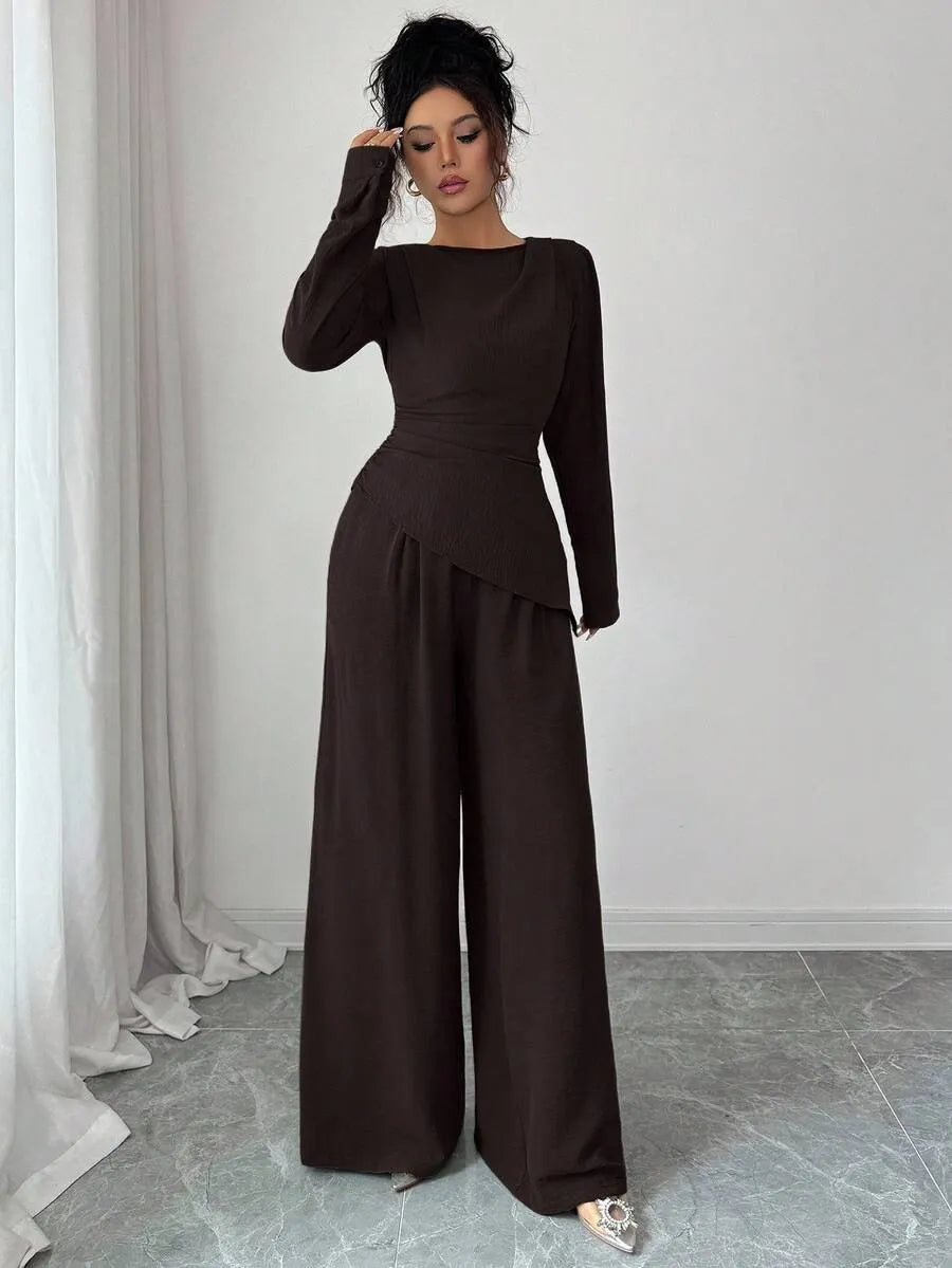 SHEIN Raffinéa طقم نسائي قطعتين بلوزة بأكمام طويلة وتصميم غير متماثل وبنطال بلون بني