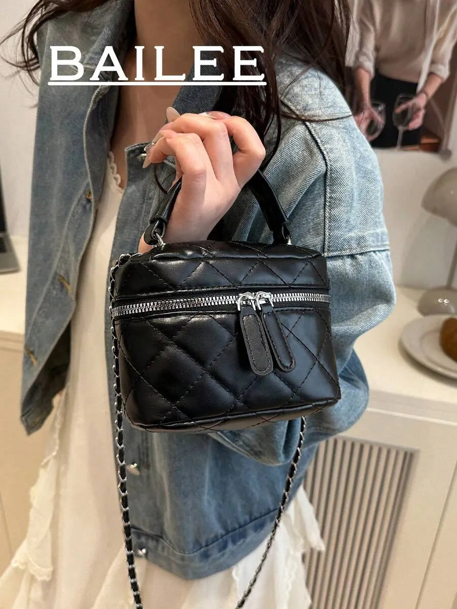 SHEIN حقيبة كلاتش نسائية صغيرة مبطنة بسحاب وحزام كتف