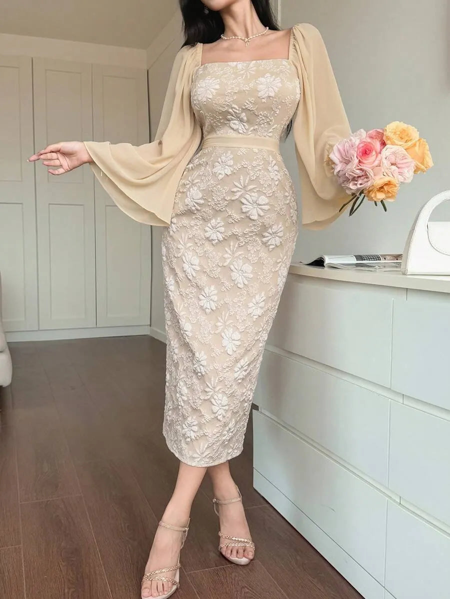 SHEIN DAZY فستان طويل بياقة مربعة وأكمام بفتحات ونقشة جاكار بلون بيج