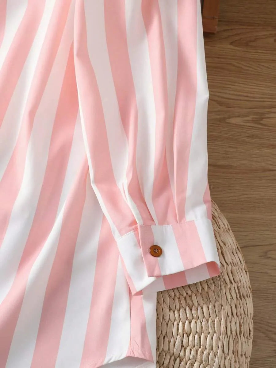 SHEIN قميص نسائي فضفاض طويل مخطط بأزرار وجيوب وأكمام قابلة للطي بلون وردي فاتح