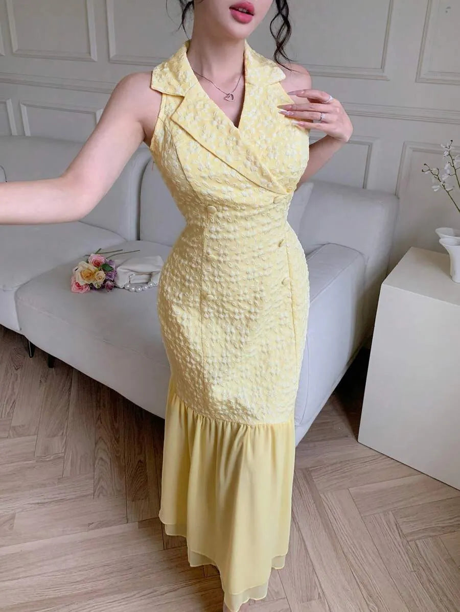SHEIN Modelyn فستان ميدي بدون أكمام بياقة غربية وخصر مرتفع ونقشة نباتات بلون أصفر
