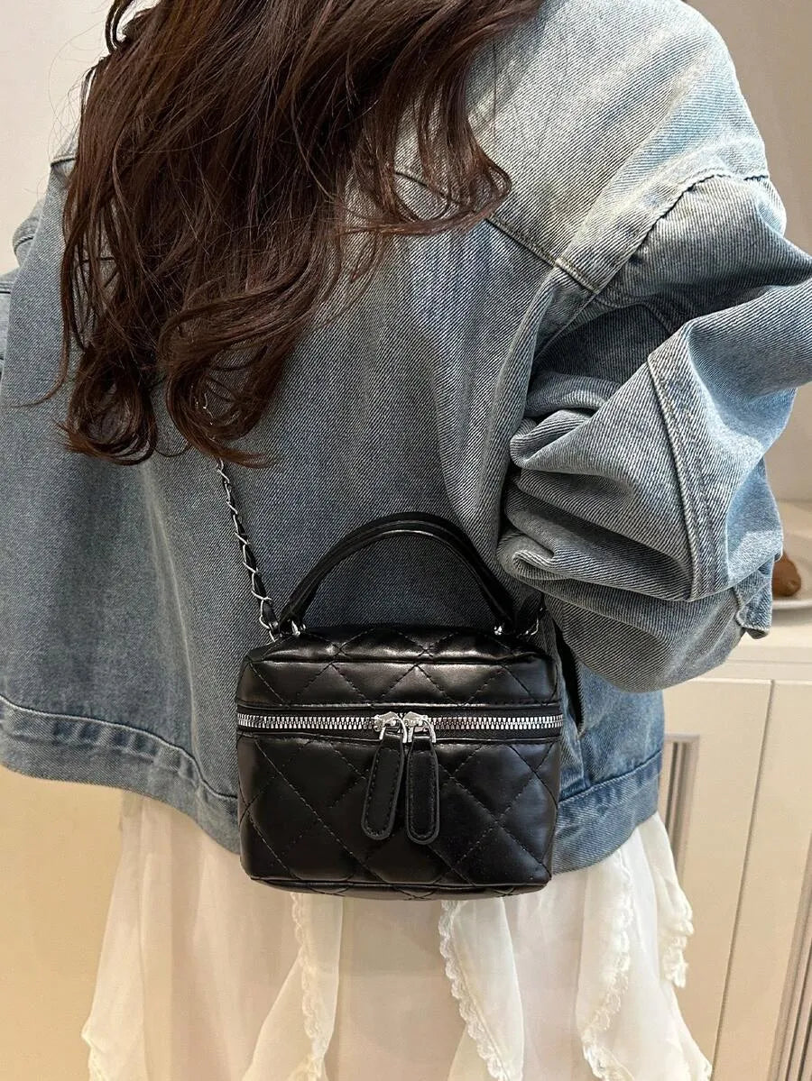 SHEIN حقيبة كلاتش نسائية صغيرة مبطنة بسحاب وحزام كتف