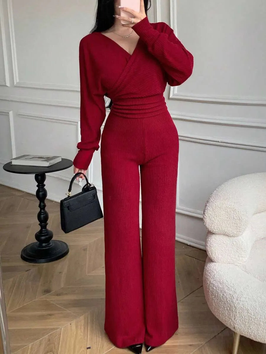 SHEIN Celisse جمبسوت محبوك بياقة متداخلة وخصر محدد وساق واسعة بلون أحمر