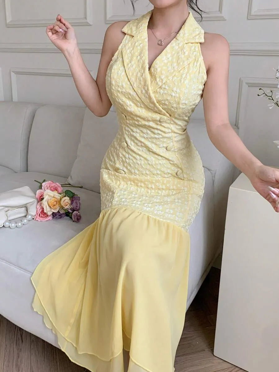 SHEIN Modelyn فستان ميدي بدون أكمام بياقة غربية وخصر مرتفع ونقشة نباتات بلون أصفر