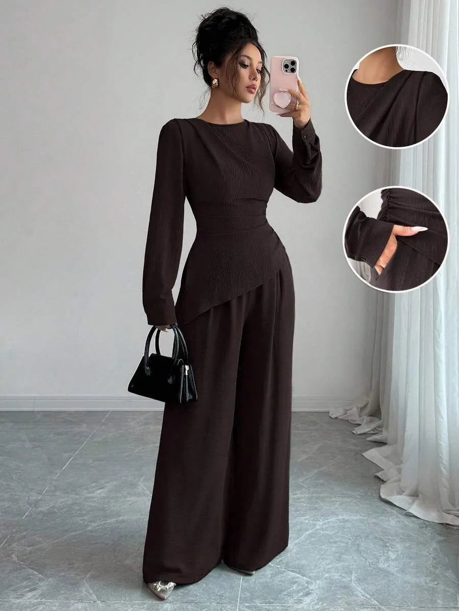 SHEIN Raffinéa طقم نسائي قطعتين بلوزة بأكمام طويلة وتصميم غير متماثل وبنطال بلون بني