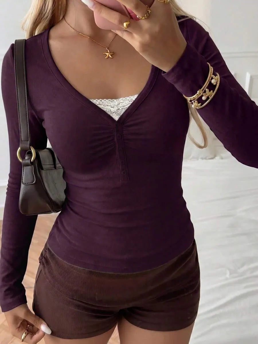 SHEIN NOIRLYN بلوزة نسائية بياقة وأكمام طويلة وتفاصيل دانتيل وأزرار بلون أرجواني