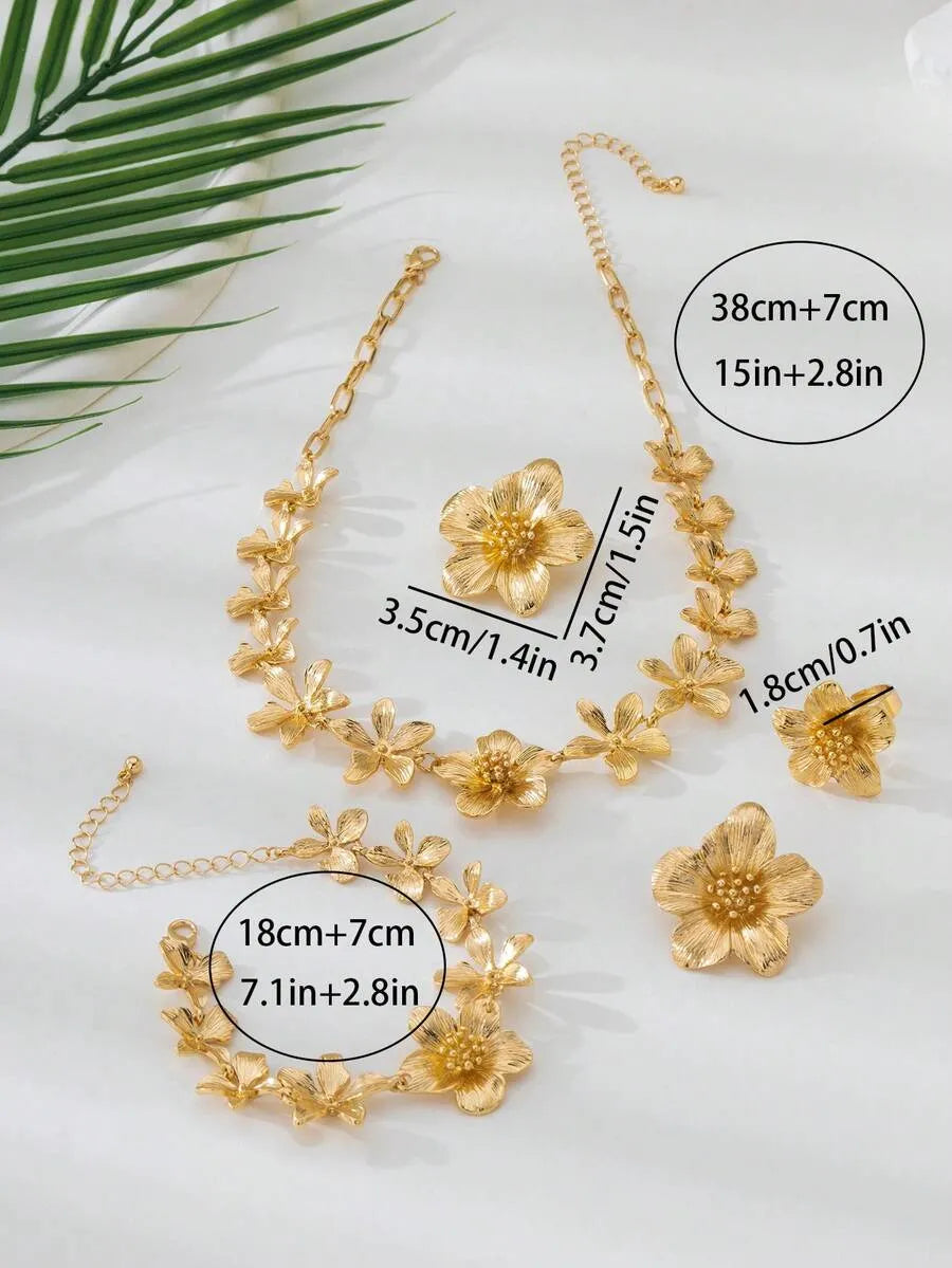 SHEIN طقم مجوهرات نسائي 4 قطع بتصميم زهرة خماسية البتلات بلون ذهبي