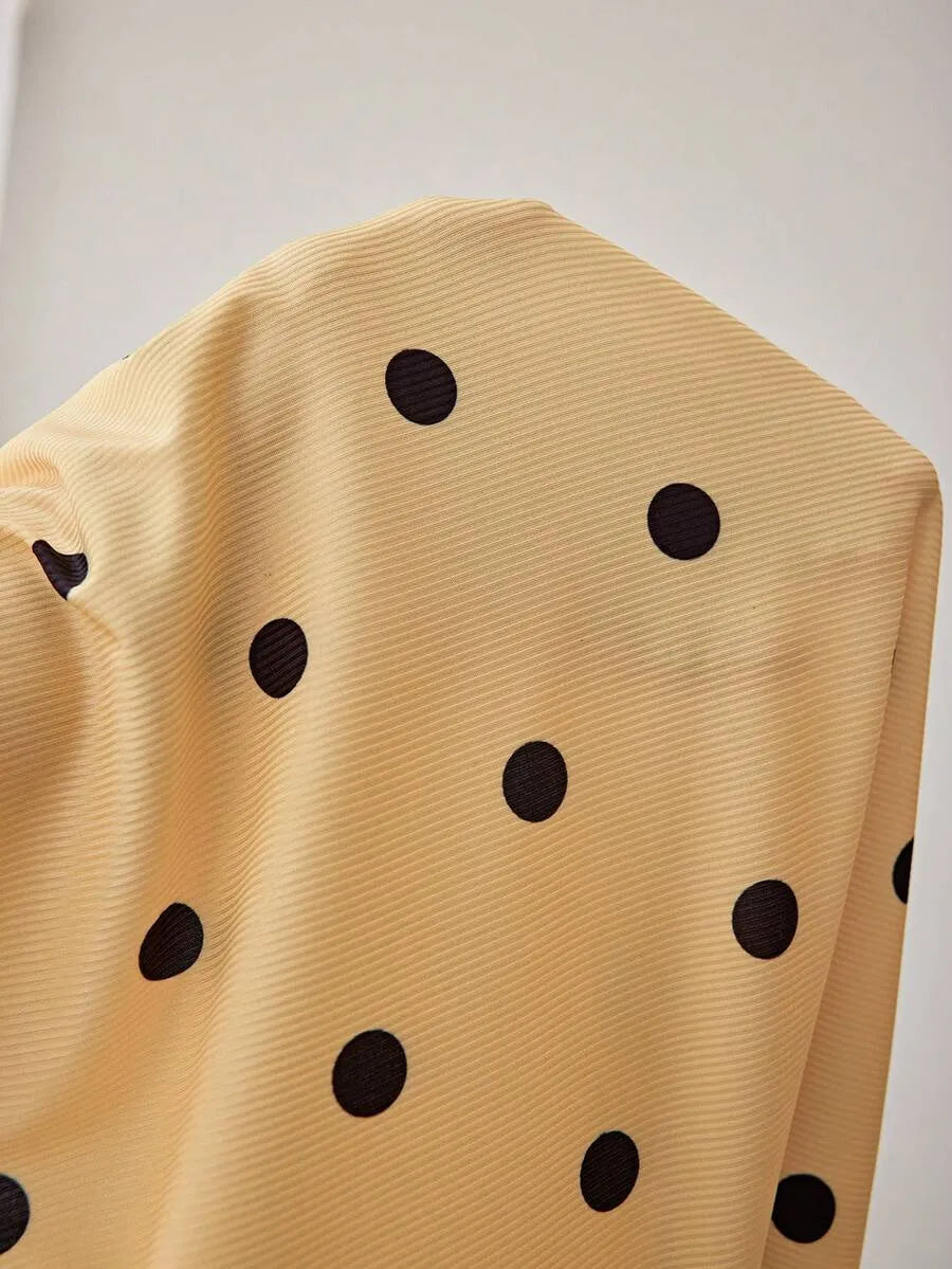 SHEIN Napfluff طقم بيجامة قطعتين بطبعة نقاط بولكا وأكمام طويلة بلون أصفر