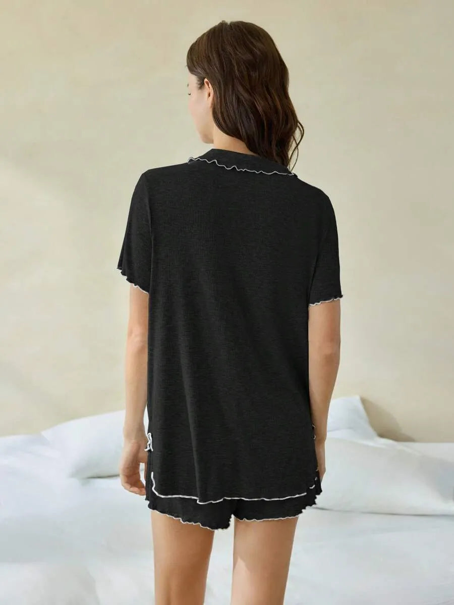 SHEIN Ocili طقم بيجامة قطعتين بأكمام قصيرة وشورت بلون أسود