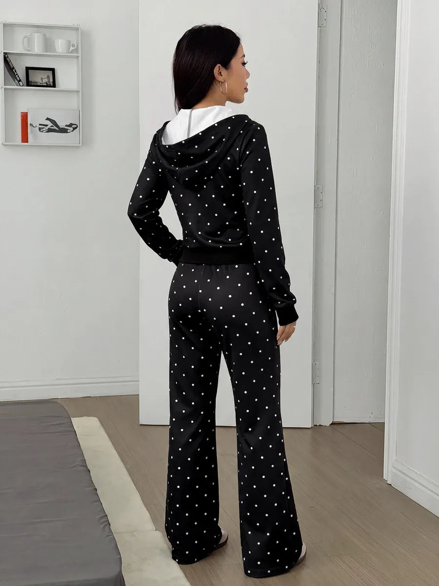 SHEIN EZwear طقم نسائي قطعتين جاكيت قصير بقبعة وبنطال واسع بلون الأسود والأبيض