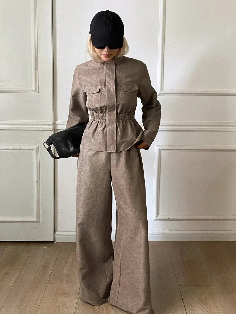 SHEIN DAZY طقم نسائي قطعتين جاكيت بسحاب وبنطال بلون كاكي