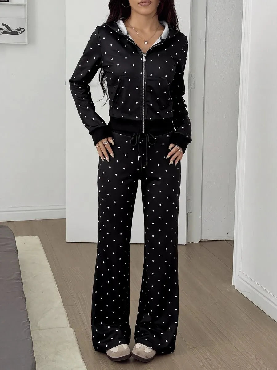 SHEIN EZwear طقم نسائي قطعتين جاكيت قصير بقبعة وبنطال واسع بلون الأسود والأبيض