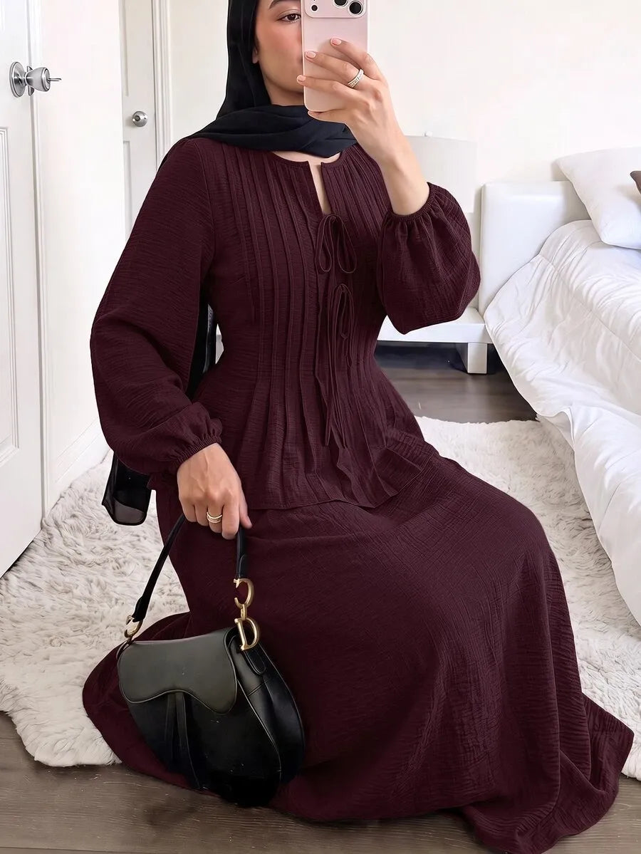 SHEIN Solavon طقم نسائي قطعتين بلوزة بأكمام طويلة وتنورة طويلة برباط أمامي بلون عنابي