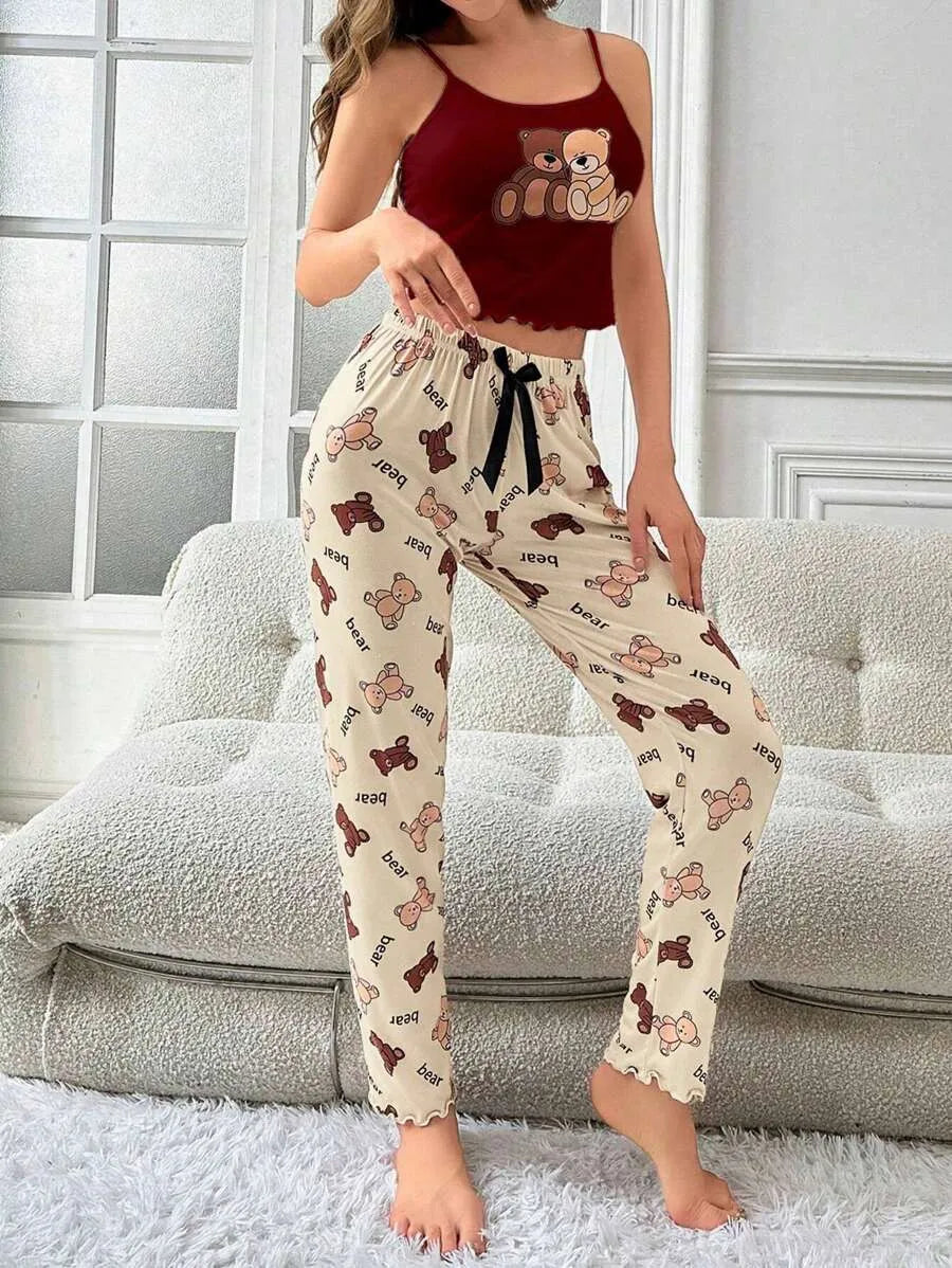 SHEIN طقم بيجامة قطعتين بتوب حمالة وبنطلون بطبعة دب متعدد الألوان