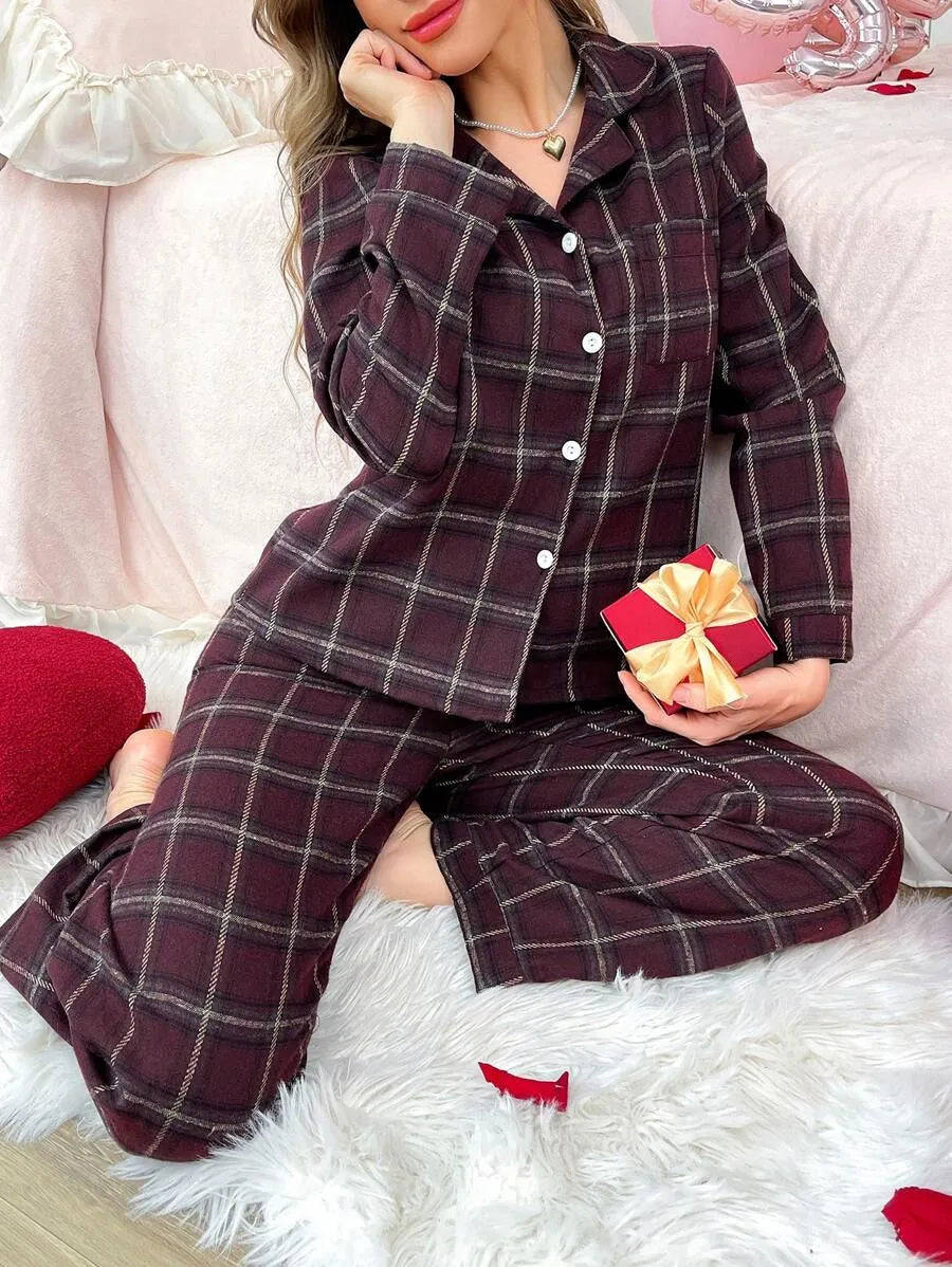 SHEIN طقم بيجامة قطعتين كاروهات بأكمام طويلة وجيب وأزرار أمامية متعدد الألوان
