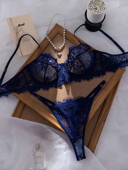 SHEIN طقم ملابس داخلية نسائي من قطعتين بدانتيل وفيونكة بلون أزرق غامق